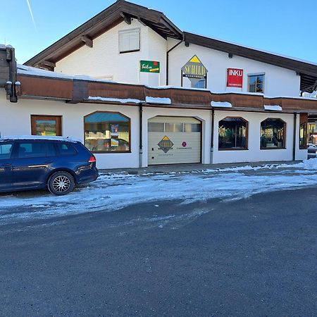 Gesa'S & Tom'S Stadtappartement Saalfelden Екстер'єр фото